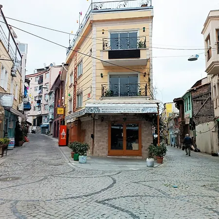 Asmin's House In Fatih